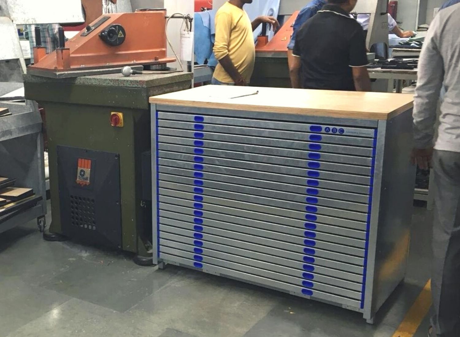 cassettiera-orizzontale-per-fustelle-abc-equipment-solutions