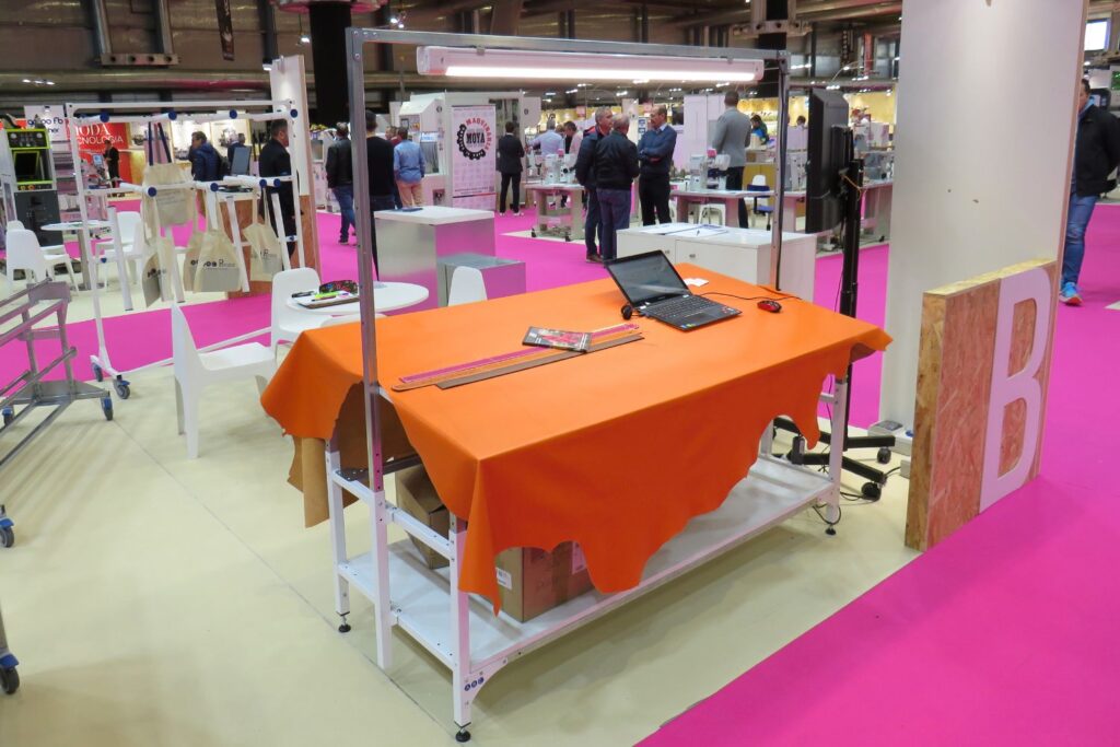 adjustable-table-workshop