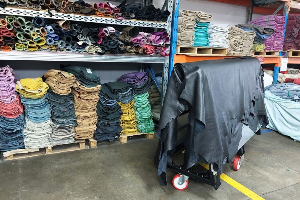 leather-trolley-for-tannery