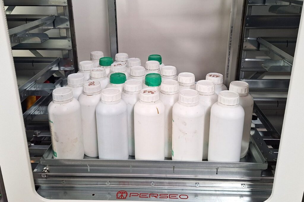 bandeja-botellas-tintes