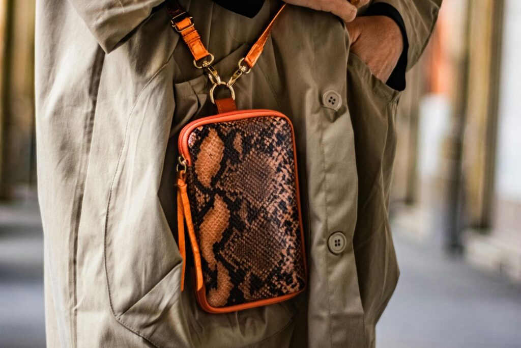 bolsa-de-piel-de-serpiente